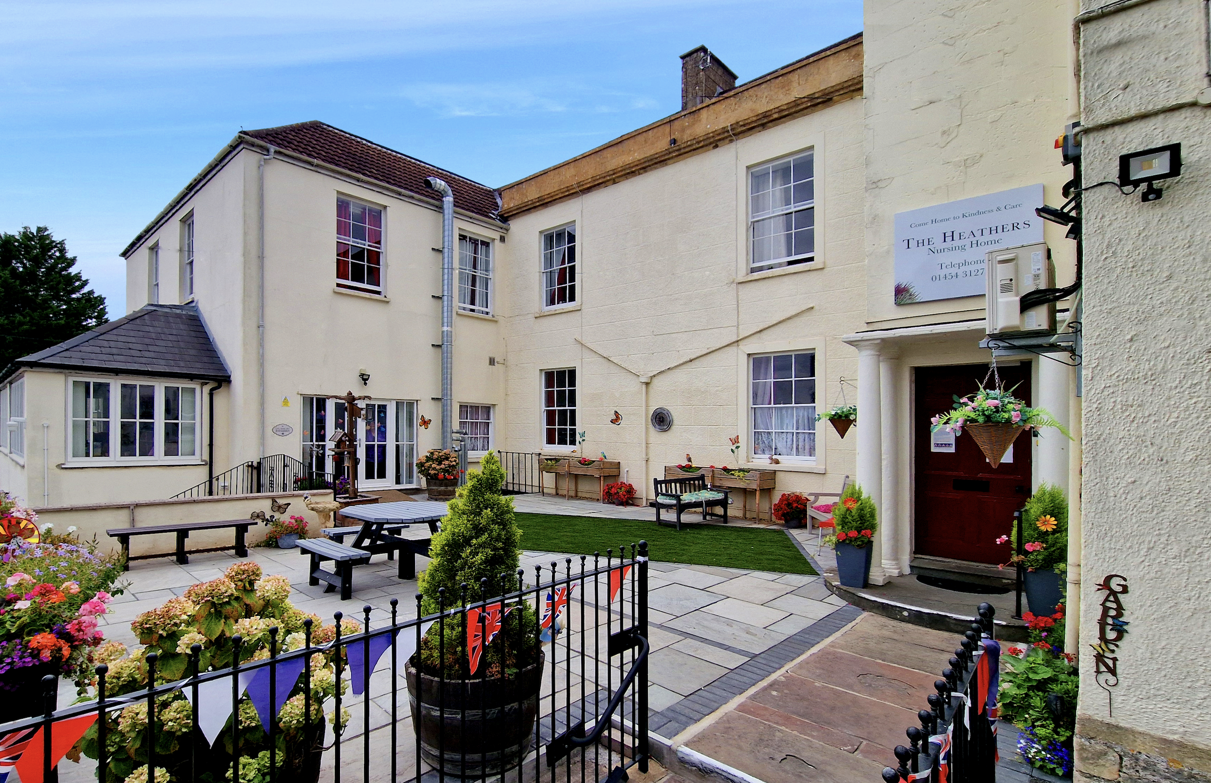 Featured Image for The Heathers